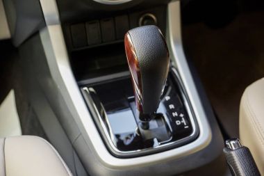 Araba otomatik vites / bir araba parçası