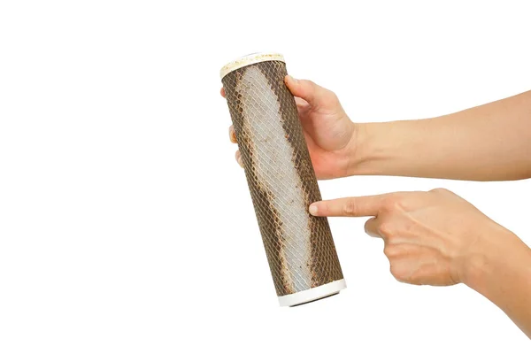 Hand Houden Vuil Water Filter Cartridge Witte Geïsoleerde Achtergrond — Stockfoto
