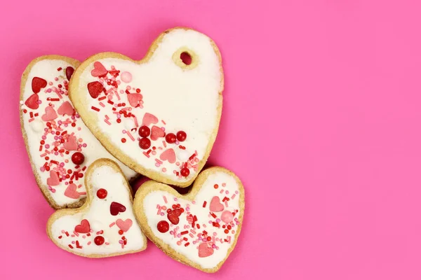 Corações Biscoito Feitos Mão Fundo Rosa Espaço Cópia — Fotografia de Stock