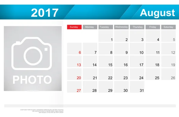 Jahr 2017 August Monat einfache und klare Design-Kalendervorlage — Stockvektor