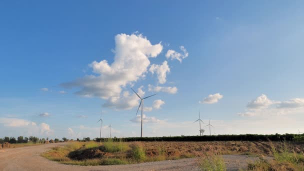Paesaggio Panoramico Della Turbina Eolica Energia Elettrica Fare Contro Natura — Video Stock