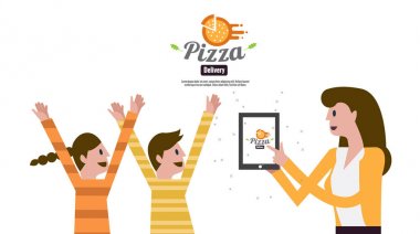 Akıllı telefon tutarak ve çocuklar için pizza siparişi kadın. Hızlı sipariş
