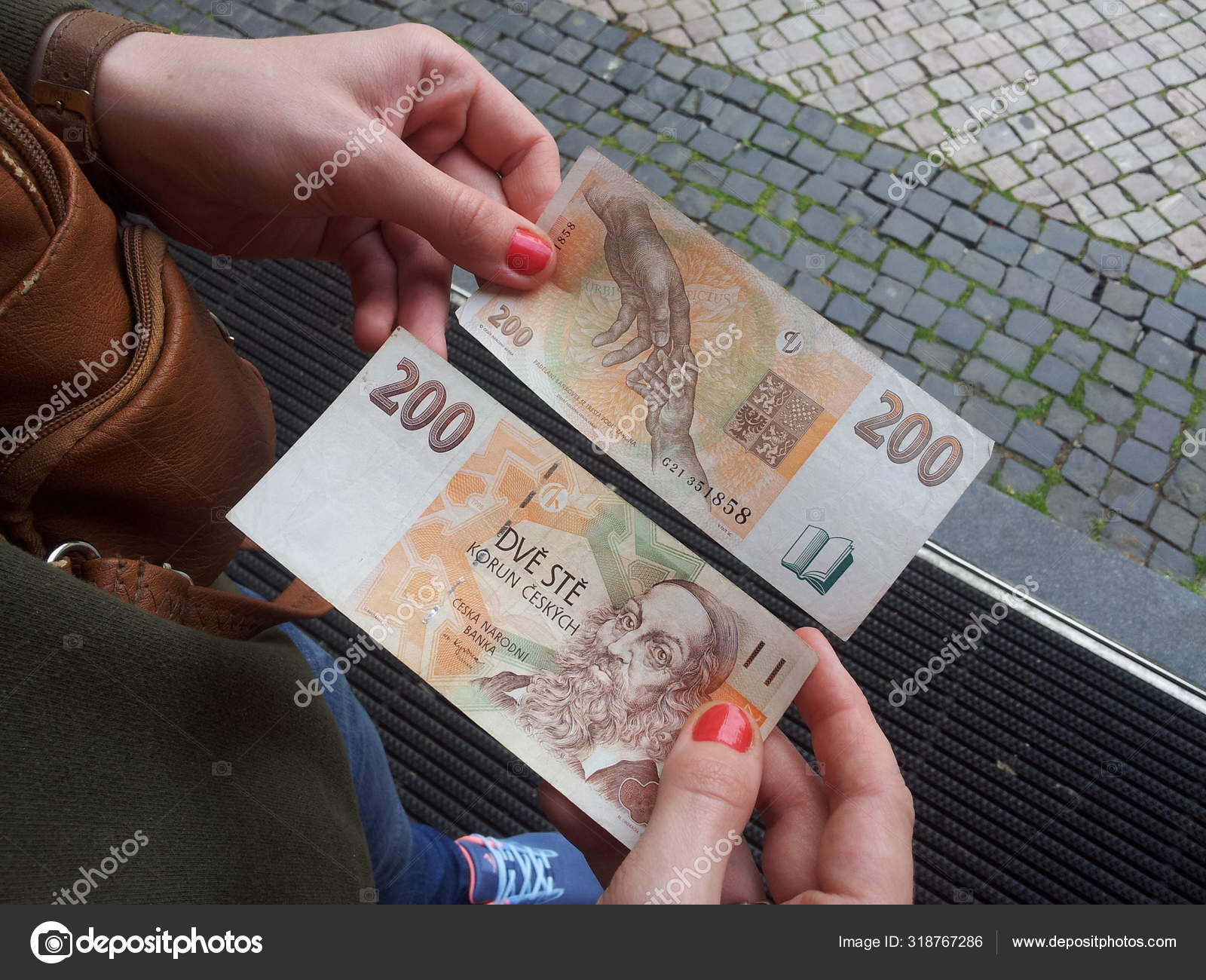 捷克共和国布拉格捷克共和国的国家货币捷克克朗——图库图片© pulemetchicaanka94.mail.ru #318767286