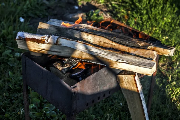 Tűzifa Barbecue Hús Főzéséhez Természetben — Stock Fotó