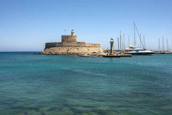 Barche Ormeggiate Porto Turistico Vicino Alla Fortezza Pietra — Foto Stock