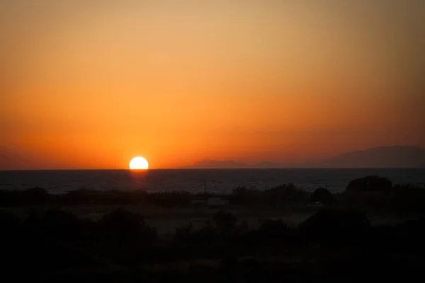 Orangefarbener Sonnenuntergang Meer — Stockfoto