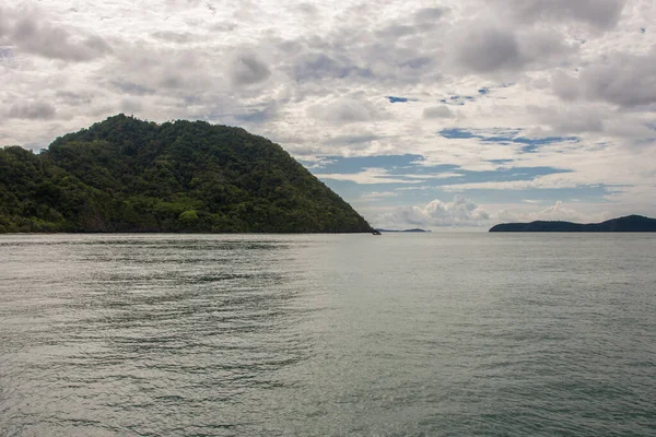 Las Islas Rocosas Una Las Principales Atracciones Tailandia —  Fotos de Stock