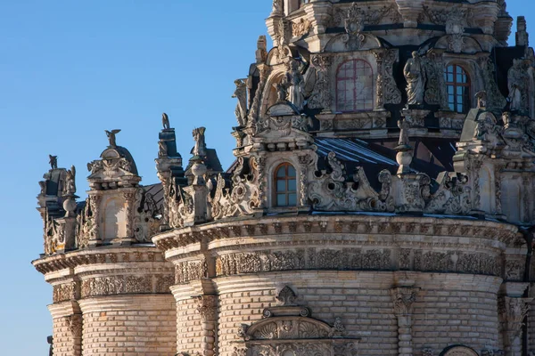 Architettura Molto Bella Una Vecchia Chiesa Gotica — Foto Stock