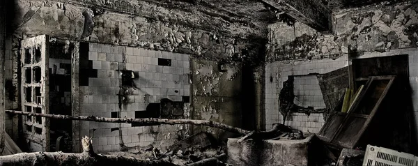 Panorama Quarto Assustador Uma Antiga Casa Abandonada — Fotografia de Stock