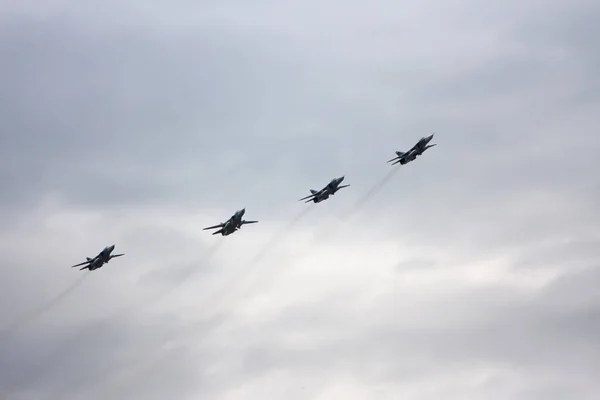 Aviões Combate Voam Formação Maio Victory Parade — Fotografia de Stock