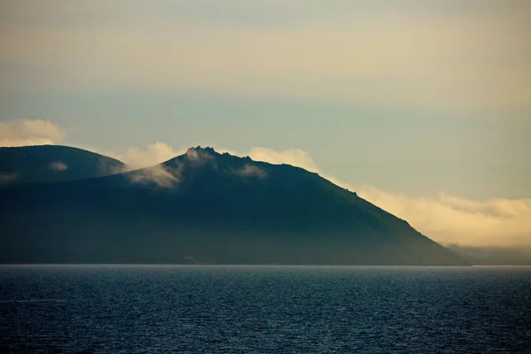 Гірська Корона Нагаєв Затока Охотське Море — стокове фото