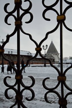 Kazan Kremlin 'in kapısının ayakkabı örgüsü..