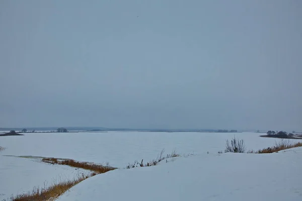 Pertemuan Sungai Sviyaga Dan Volga Republik Tatarstan — Stok Foto