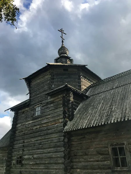 俄罗斯苏格达尔俄罗斯东正教古老的切碎教堂 — 图库照片