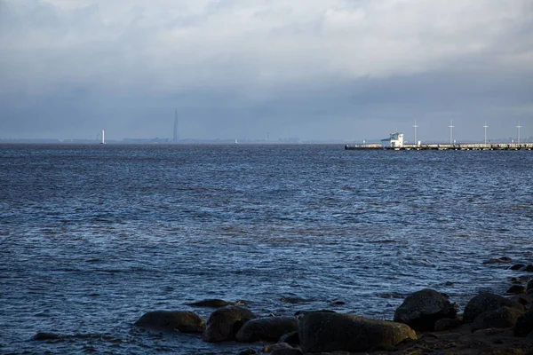 Vista Del Golfo Finlandia Desde Parque Inferior Del Palacio Gran —  Fotos de Stock