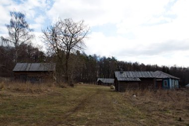 Orta Rusya 'da terk edilmiş bir köy..