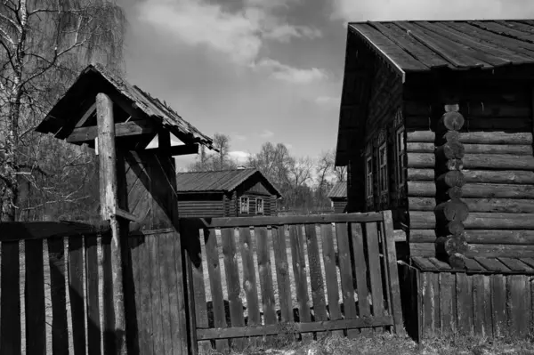 Ένα Εγκαταλελειμμένο Χωριό Στην Κεντρική Ρωσία — Φωτογραφία Αρχείου