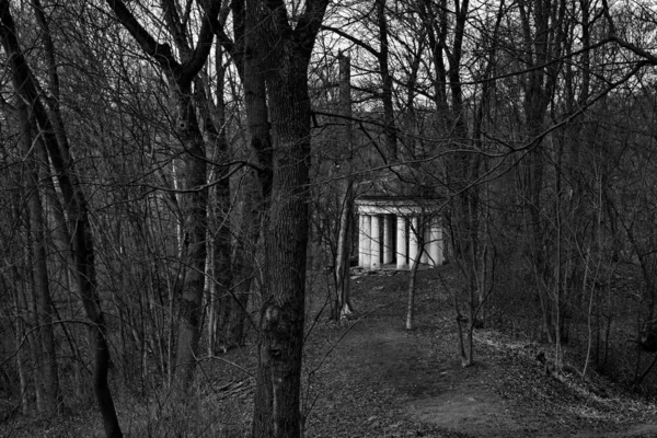 Arbor Abandoned Spring Park — Stock Photo, Image