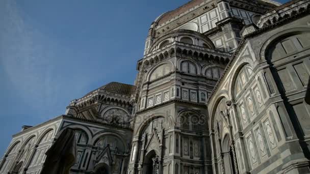 The Cattedrale di Santa Maria del Fiore Español: Catedral de Santa María de la Flor en Florencia, Italia . — Vídeo de stock