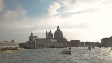 Basilica di Santa Maria della Salute Venedik, İtalya