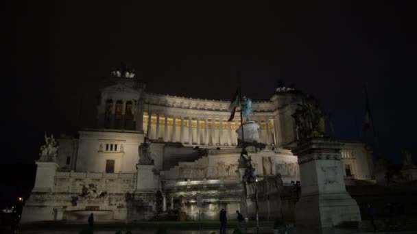 Roma, Italiaans nationaal monument vittorio emanuele altare della patria daglicht — Stockvideo