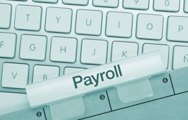 Maaş Çizelgesi - Yeşil Klavye Anahtarına Yazı.