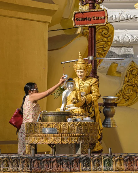 古玩・ビルマ期「女神像」ミャンマー・ダーミカラマ・ビルマ寺院