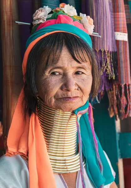 Pan Pet Loikaw Myanmar Února 2018 Portrét Starší Ženy Kmene — Stock fotografie