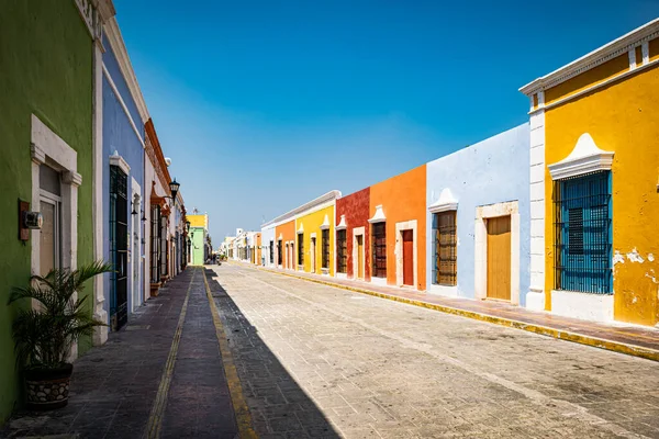 Colorful Brightly Painted Houses Campeche Old Town Yucatan Mexico — Stock Photo, Image