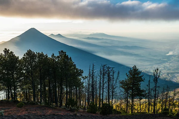 Schilderachtige Zonsopgang Boven Guatemalteekse Hooglanden Gezien Vanaf Acatenango Vulkaan — Stockfoto