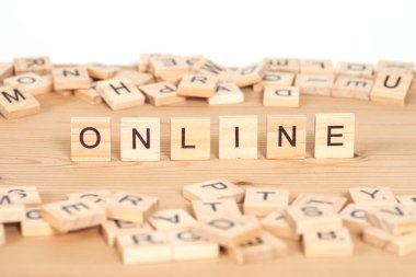 Ahşap küp üzerinde yazılı online, kelime