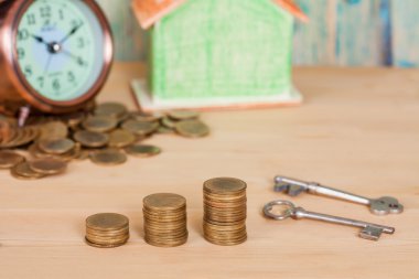 sikke yığını ve arka plan, iş kavramı çalar saat