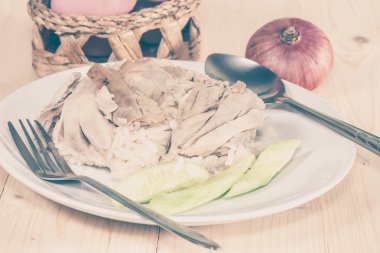 Buhar tavuk pilav ile