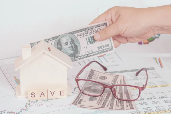 Save money house Stock Photos, Royalty Free Save money house Images | Depositphotos