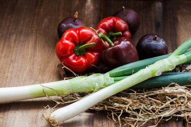 Natürmort sebze ahşap üzerine 