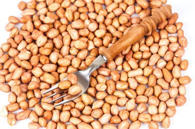 zemin ceviz veya fıstık çatal ile