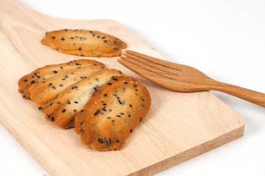 Siyah susam ile küçük tatlı kurabiye ev yapımı, 