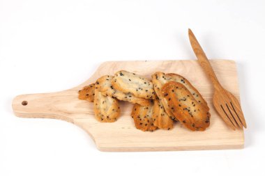 Siyah susam ile küçük tatlı kurabiye ev yapımı, 