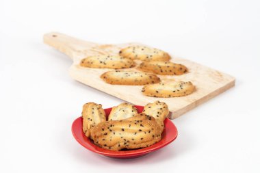 Ev küçük tatlı kurabiye siyah susam, genellikle yuvarlak, Yassı ve gevrek ile yaptı. Cookie üzerine beyaz.