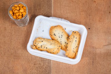 Ev küçük tatlı kurabiye siyah susam, genellikle roun ile yapılan