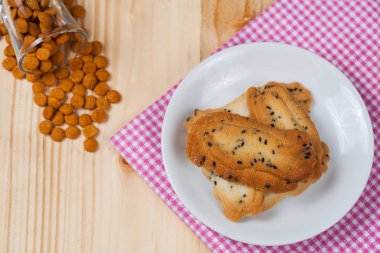Ev küçük tatlı kurabiye siyah susam, genellikle roun ile yapılan