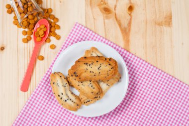 Ev küçük tatlı kurabiye siyah susam, genellikle roun ile yapılan