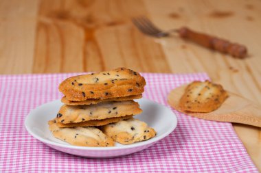 Ev küçük tatlı kurabiye siyah susam, genellikle roun ile yapılan