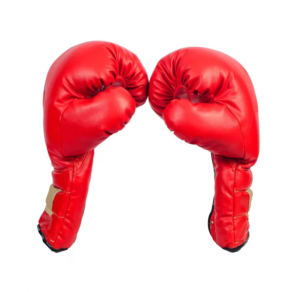 Par de luvas de boxe de couro vermelho ou luva isolada nas costas brancas — Fotografia de Stock