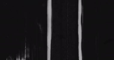 Kara Arkaplan üzerindeki eski film efektleri. Çizikler. Üst üste koy. Grime Fx. Sera.