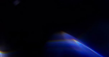 Siyah Arkaplanda Mavi Işık Sızıntısı. Üst üste koy. Geçiş