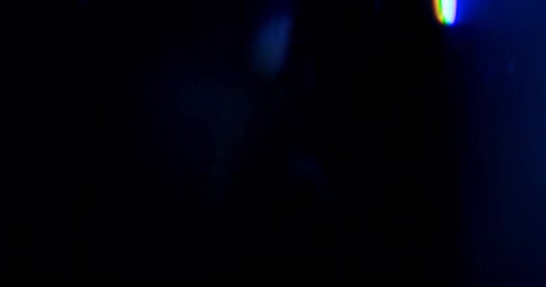 Fugas Luz Azul Sobre Fondo Negro Superposición Transición — Vídeo de stock