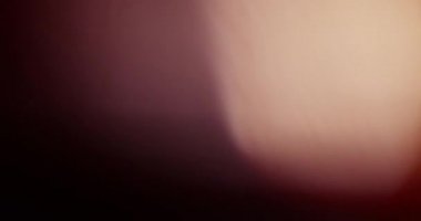 Amber Light Kara Arkaplanda Sızıntı Yapıyor. Üst üste koy. Dönüşüm. Video Renk Filtreleri