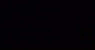 Amber Light Kara Arkaplanda Sızıntı Yapıyor. Üst üste koy. Dönüşüm. Video Renk Filtreleri