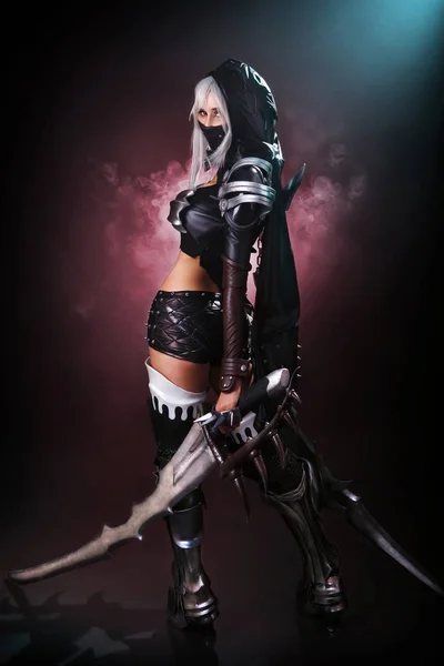 vella cosplay warior